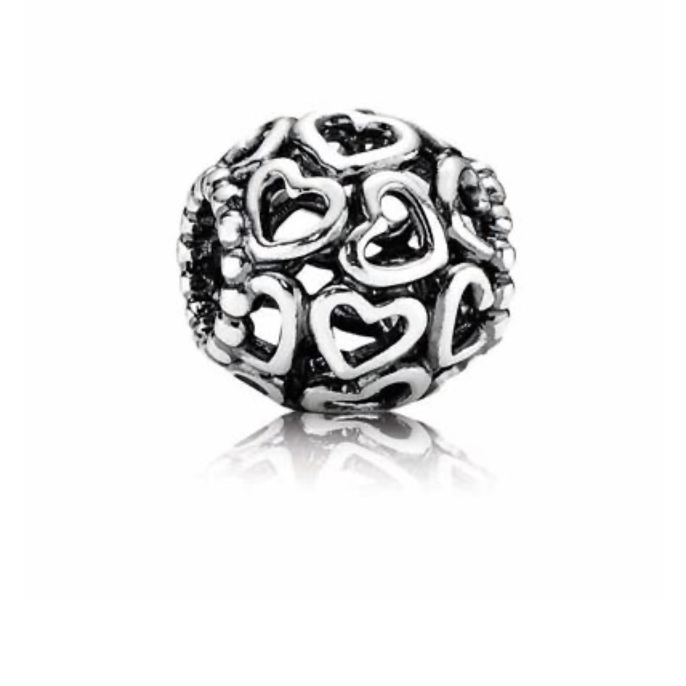 Pandora Open your heart Charm